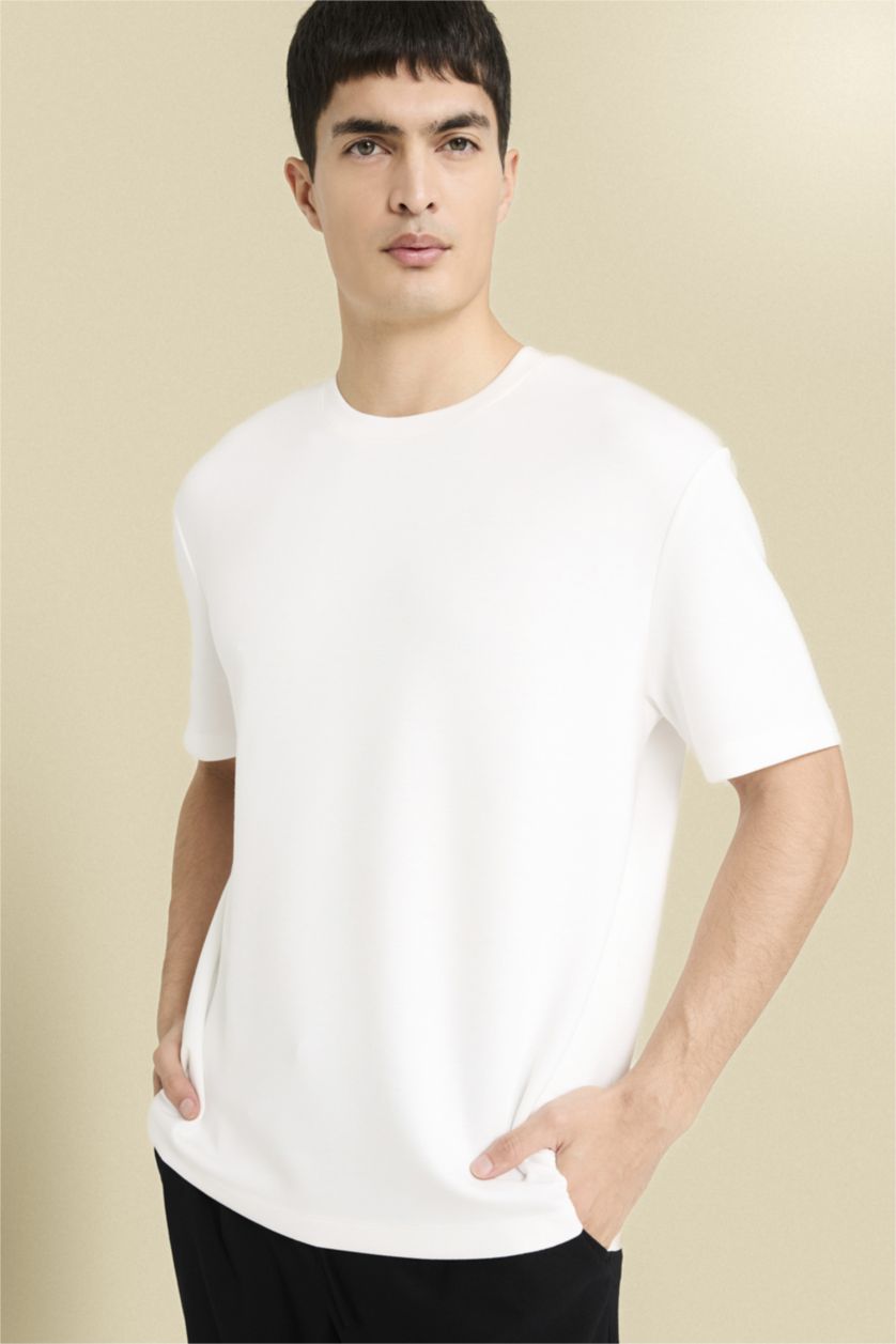 Мужчины Бежевый Базовая футболка Regular Fit