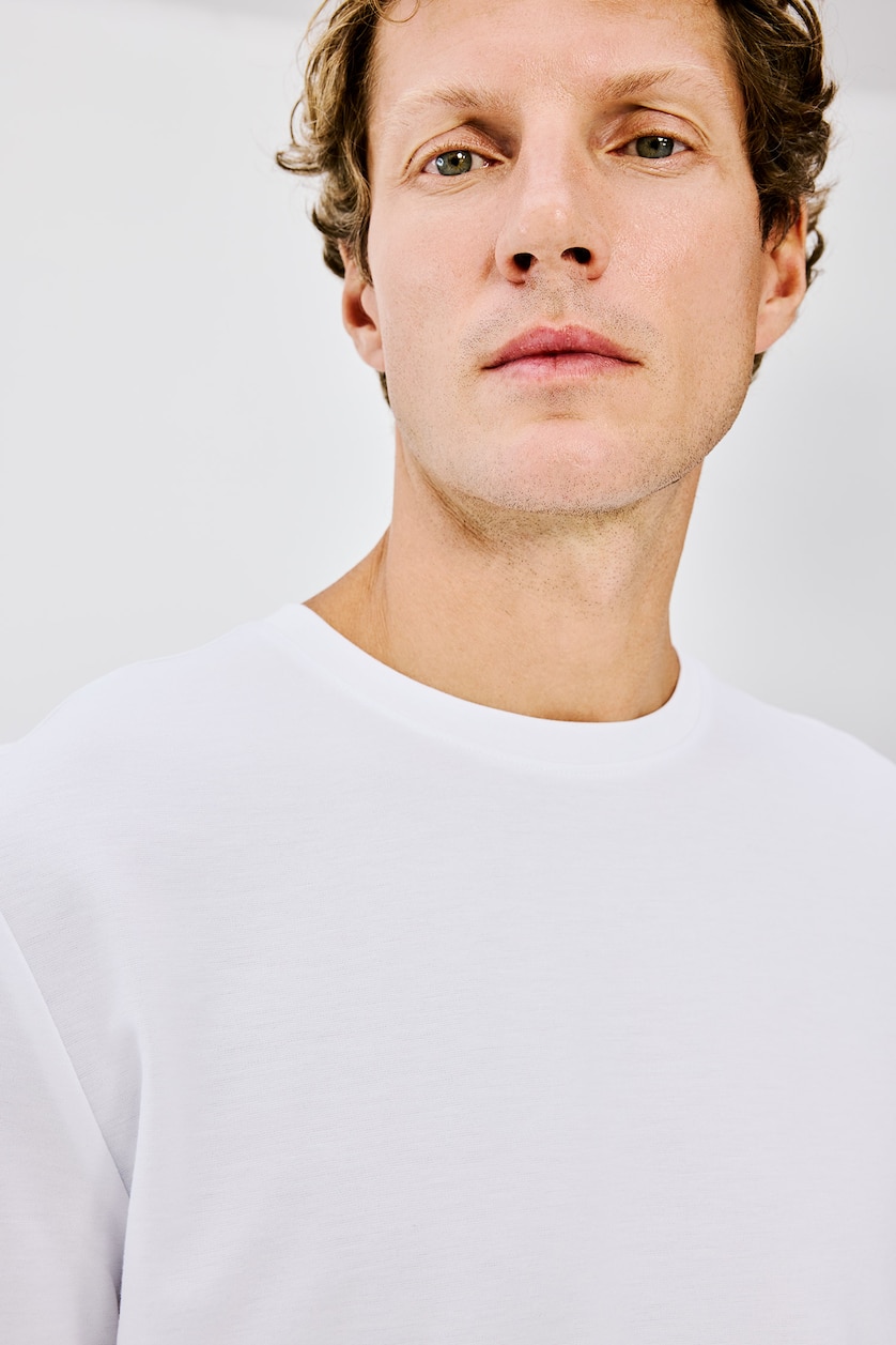Men Ecru Regular Fit Basic T-Shirt