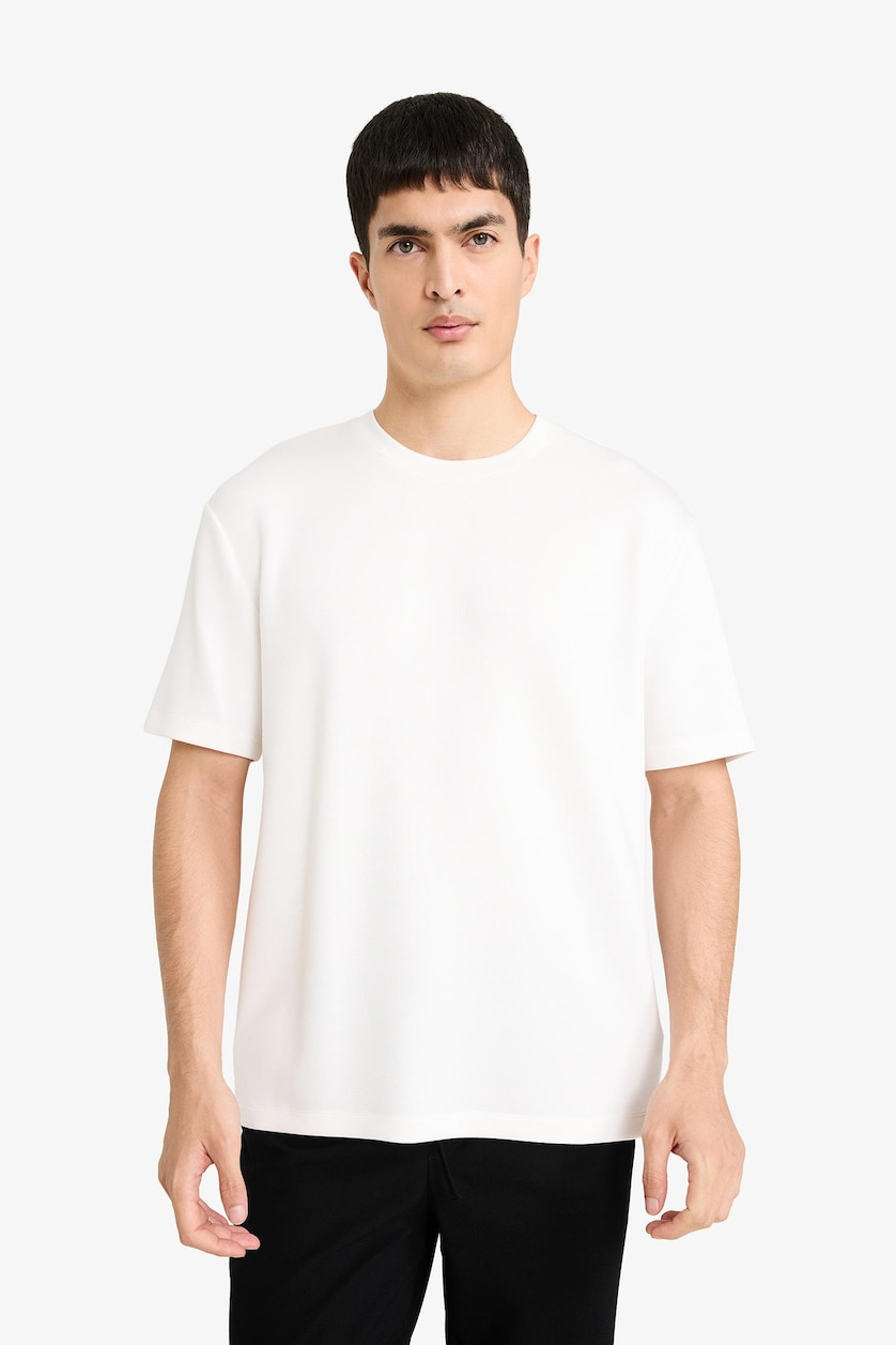 Men Ecru Regular Fit Basic T-Shirt