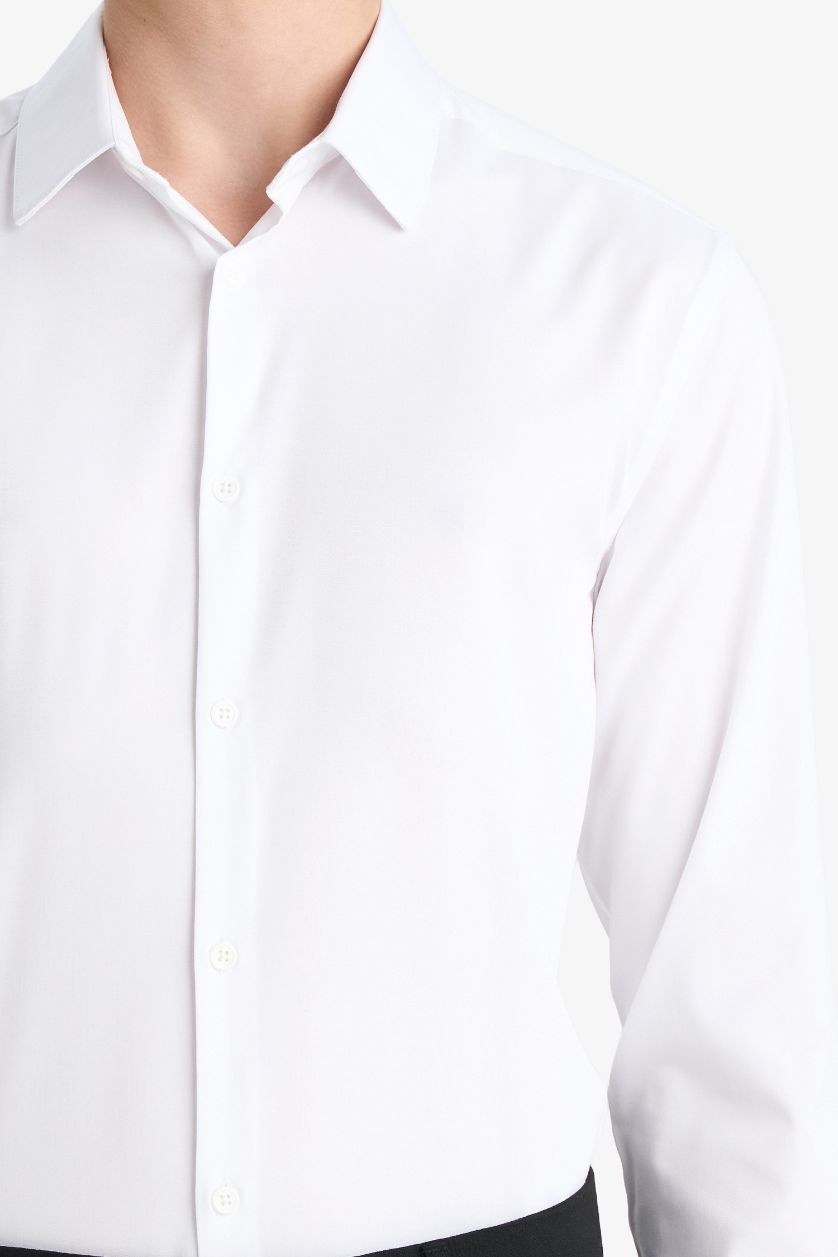 MAN White Slim Fit Long Sleeves Shirt