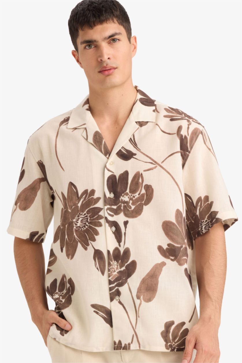 رجال بيج فاتح قميص قطن نص كم مطبوع