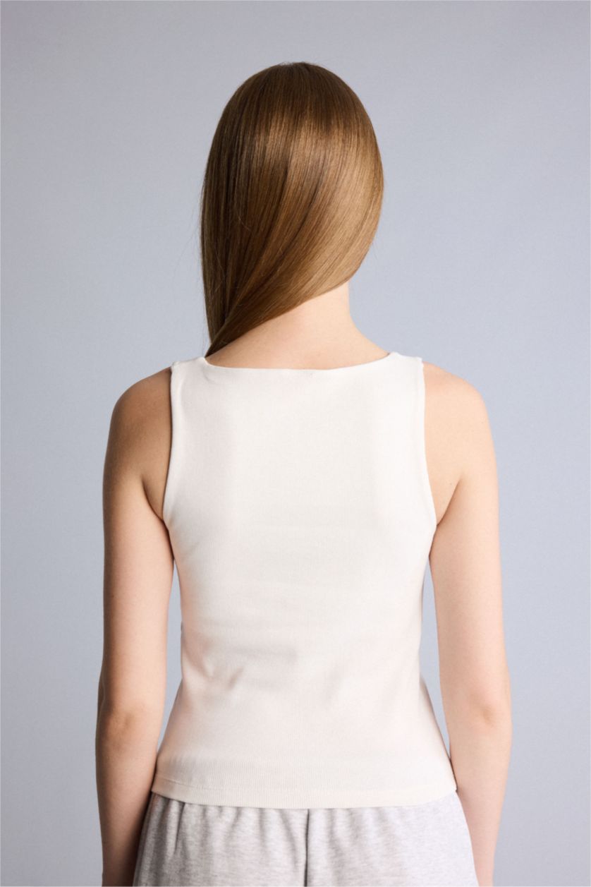 WOMAN White Fall in Love