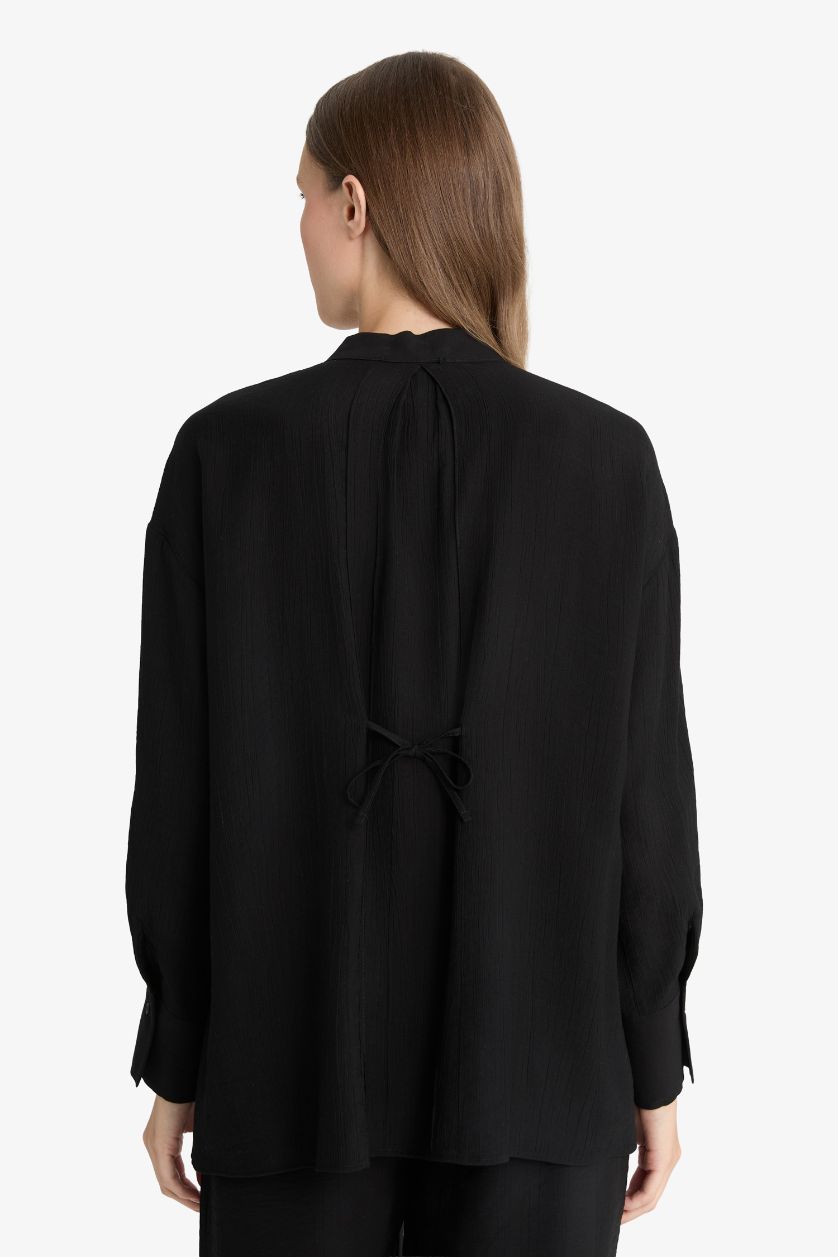 Kadın Siyah Regular Fıt Krinkıl Kumaş Uzun Kollu Tunik