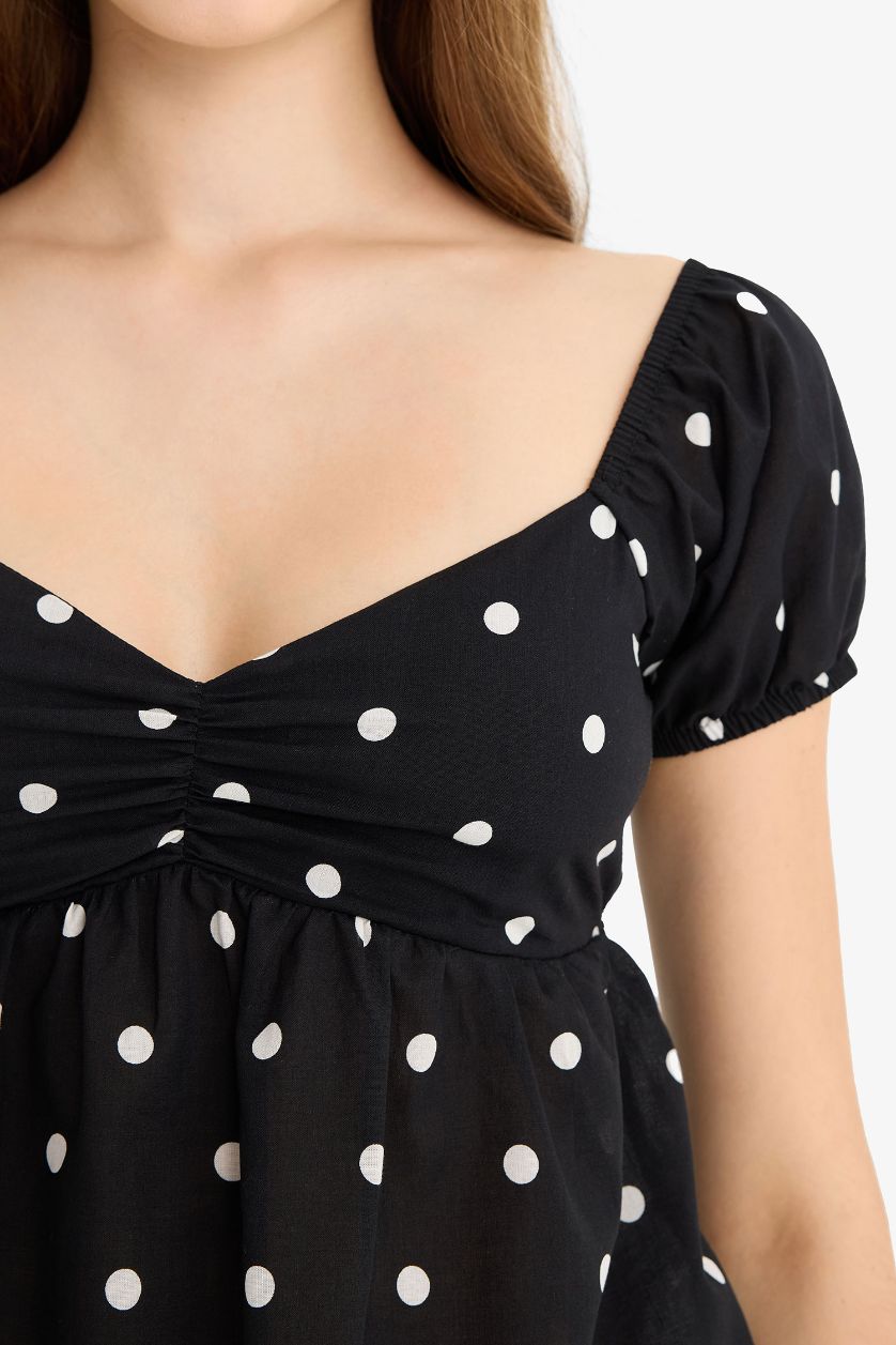 نساء أسود بلوزة نص كم منقط قصة عادية برقبة قلب