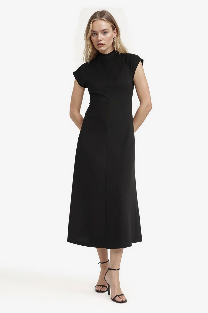 Kadın Siyah Yarım Balıkçı Yaka Ribana Kısa Kollu Midi Elbise