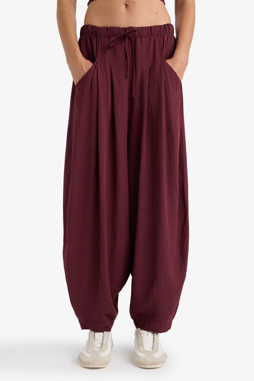 حريمي خمري بنطلون قصة بالون وسط عادي