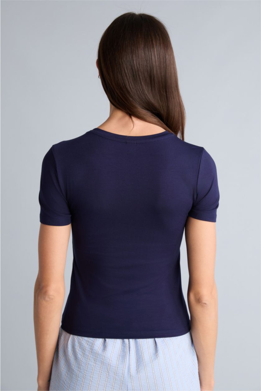 Kadın Lacivert Basic Kısa Kollu Tişört