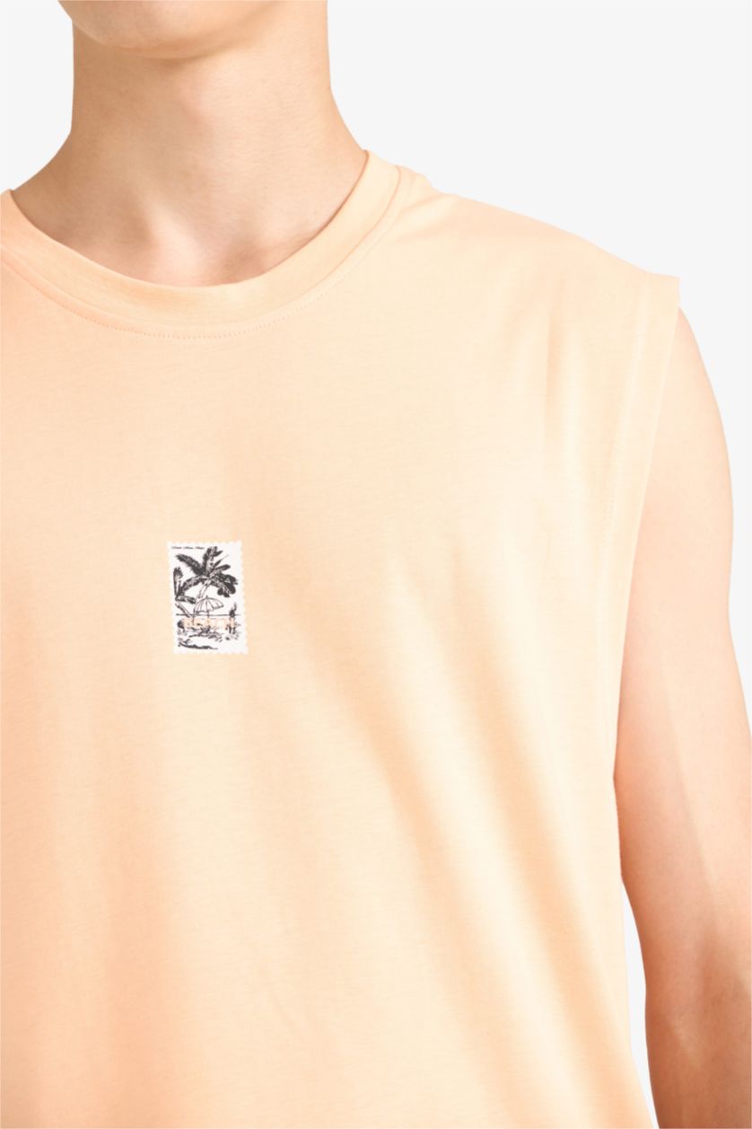 Man Salmon Boxy Fit Printed Crew Neck Sleeveless Tank Top