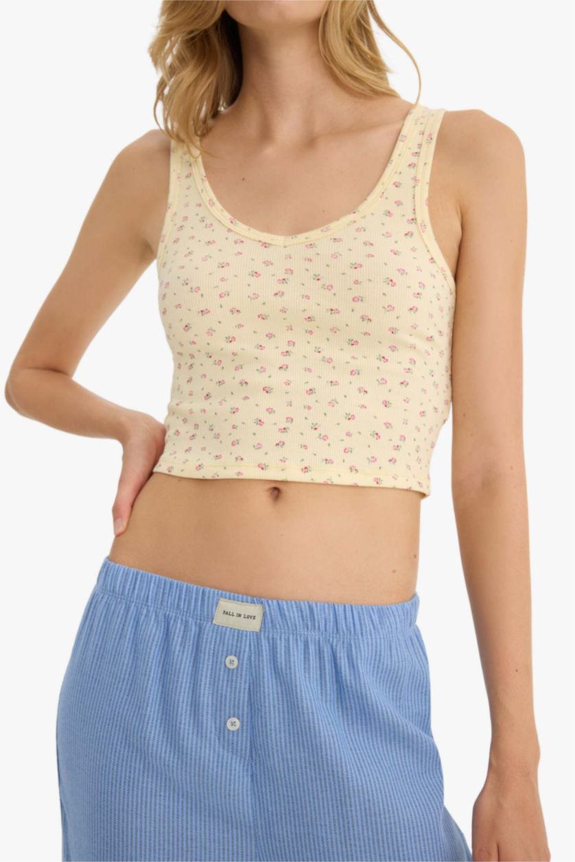 Woman Yellow Fall in Love Ribbon Floral Print Undershirt