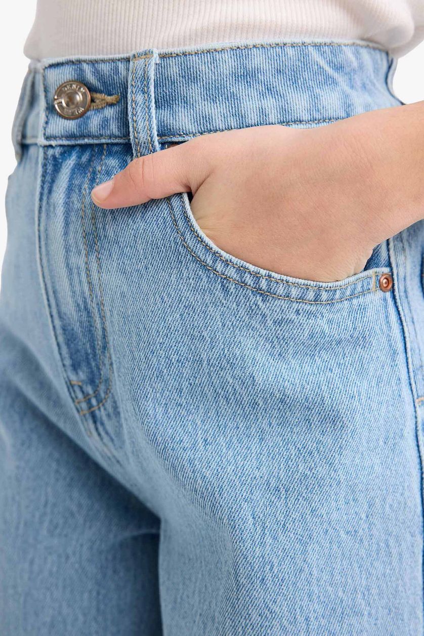 GIRLS & TEENS Light Blue Girl 90's Wide Leg Jeans