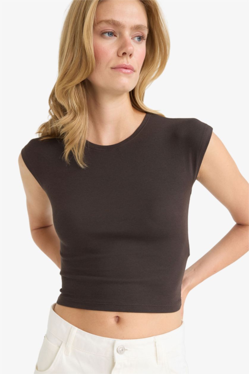 Kadın Kahve Fıtted Bisiklet Yaka Kısa Kollu Tişört