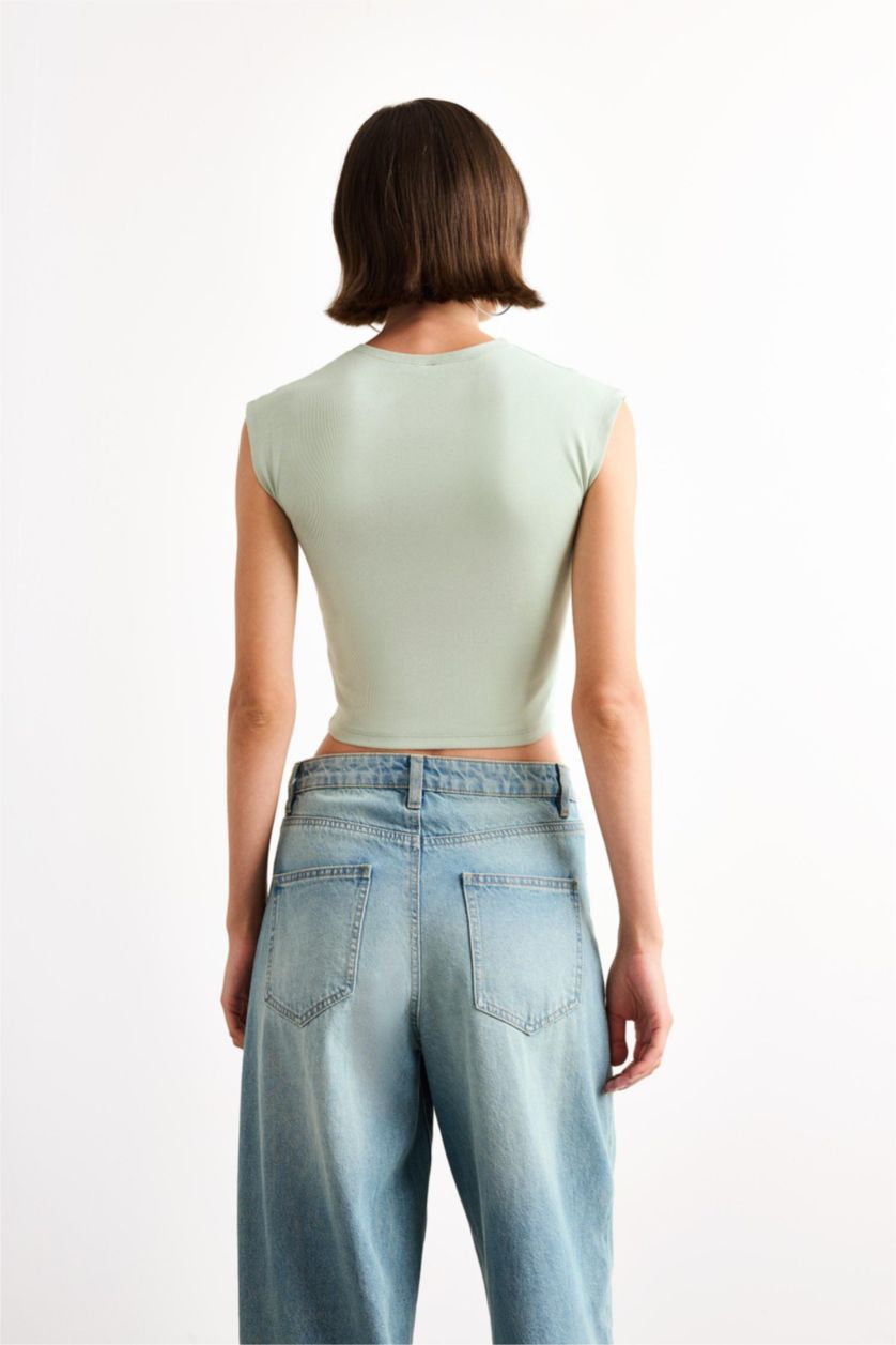 Woman Khaki Slim Fit Crew Neck Short Sleeve T-Shirt