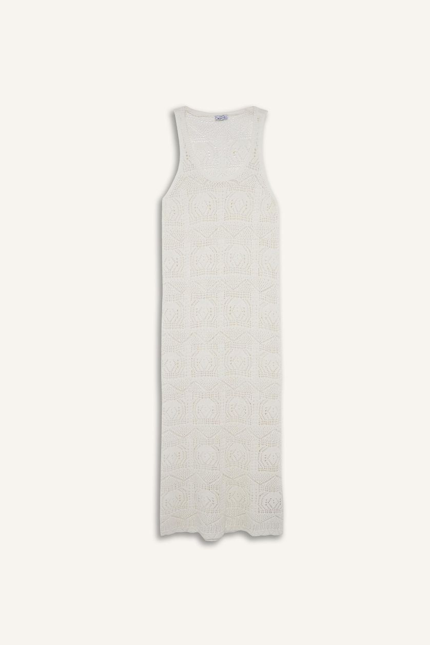 Kadın Ekru Slim Fit Dar Kesim Bisiklet Yaka Kroşe Triko Kolsuz Elbise