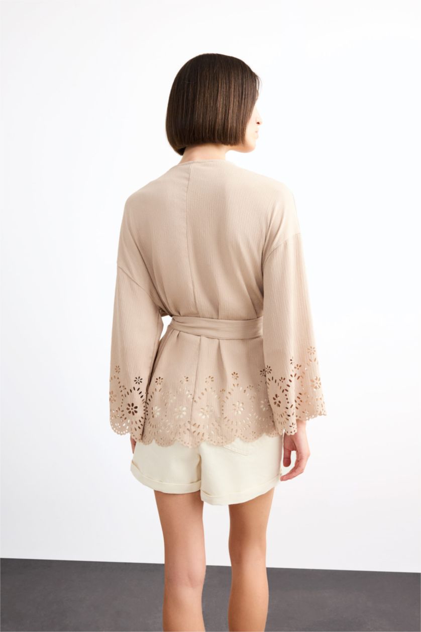 Kadın Bej Fitted Bürümcük Brode Bağlamalı Uzun Kollu Bluz