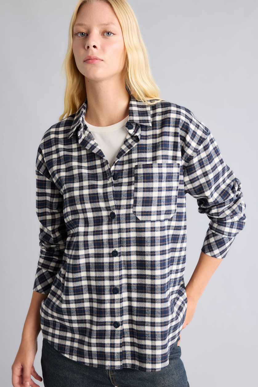 Women NAVY Flanel Long Sleeve Shirt