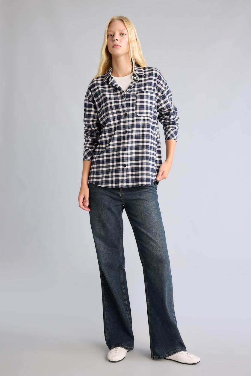 Women NAVY Flanel Long Sleeve Shirt
