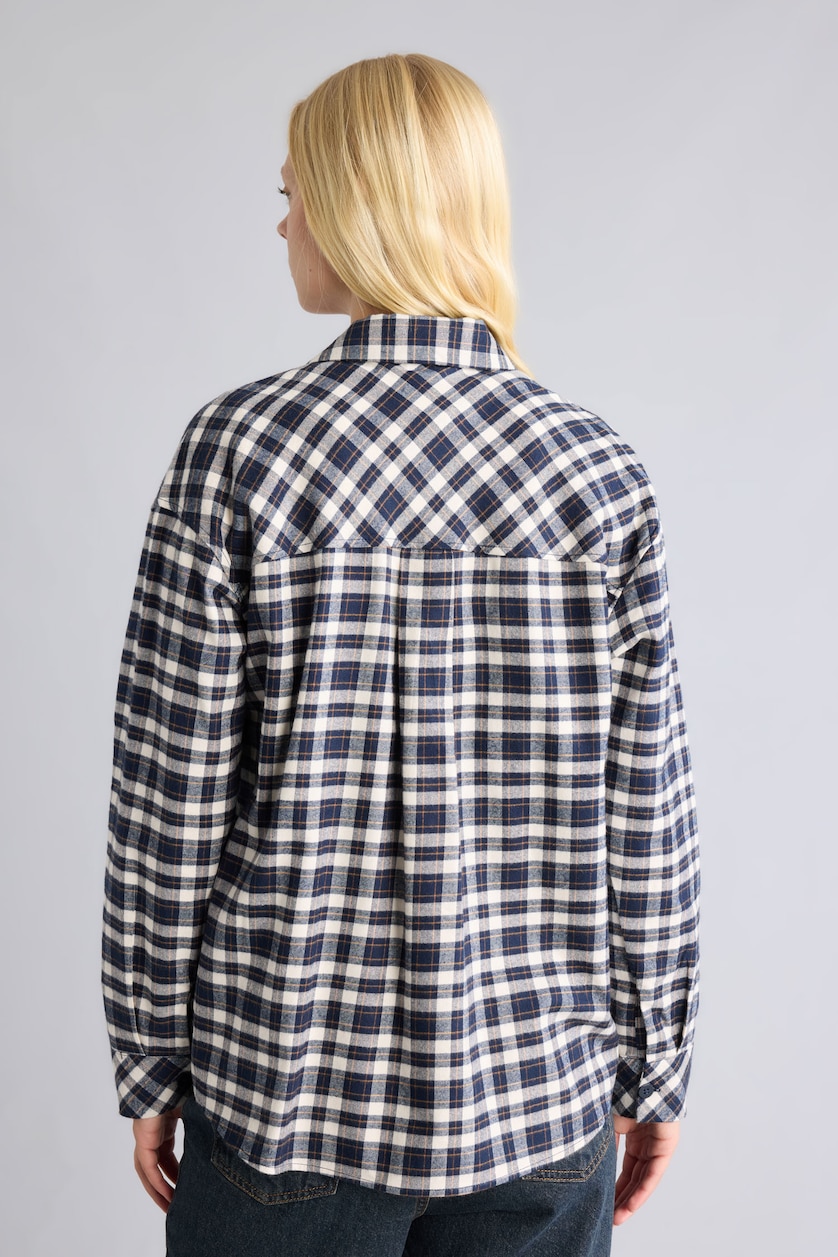 Women NAVY Flanel Long Sleeve Shirt