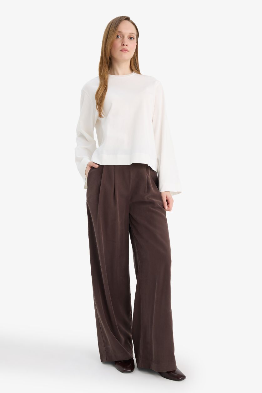 حريمي بيج فاتح تونيك كم طويل قصة عادية بياقة مستديرة