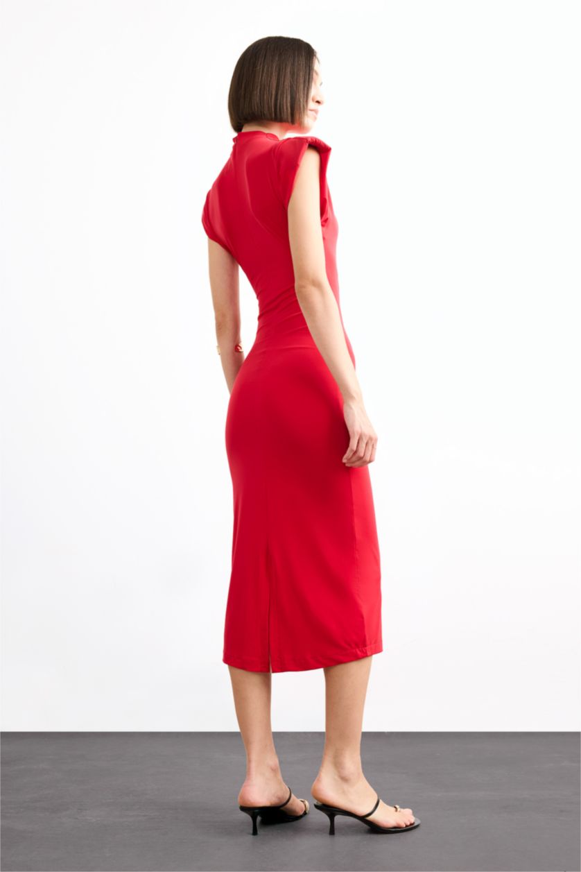Kadın Kırmızı Fitted Dik Yaka Kolsuz Midi Elbise