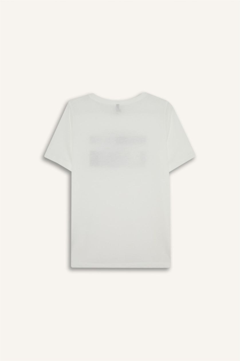 حريمي بيج فاتح تيشيرت نص كم قصة عادية بياقة مستديرة