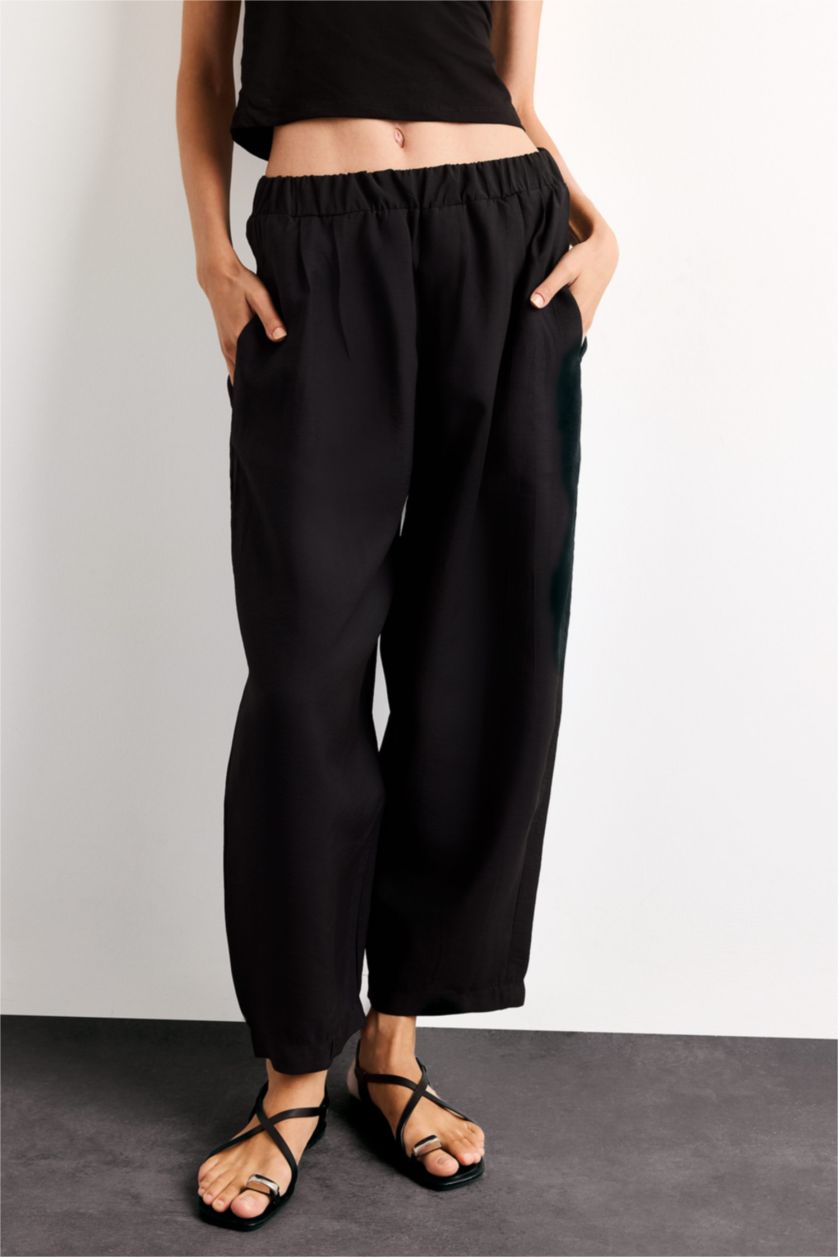 نساء أسود بنطرون قصة مريحة برجل عادي وخصر مطاطي