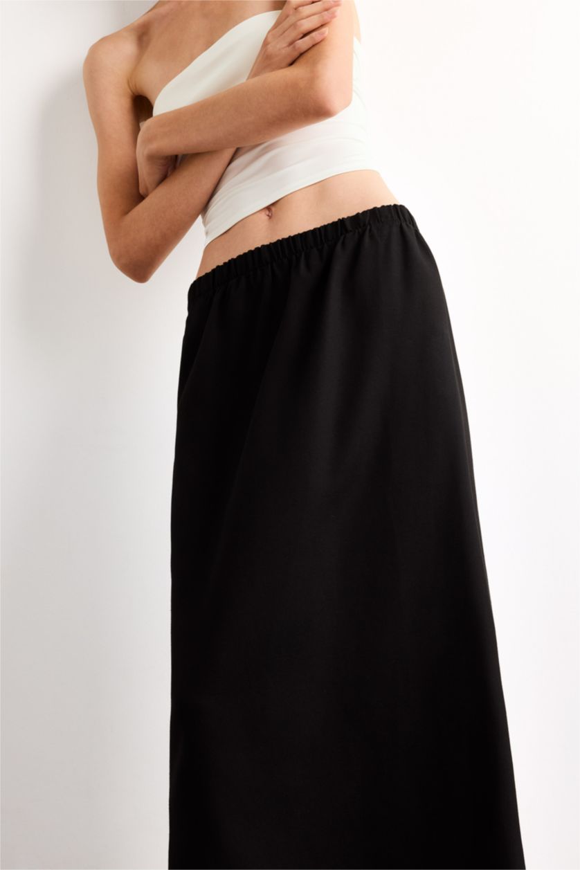 Woman Black Relax Fit Woven Elastic Band Skirt