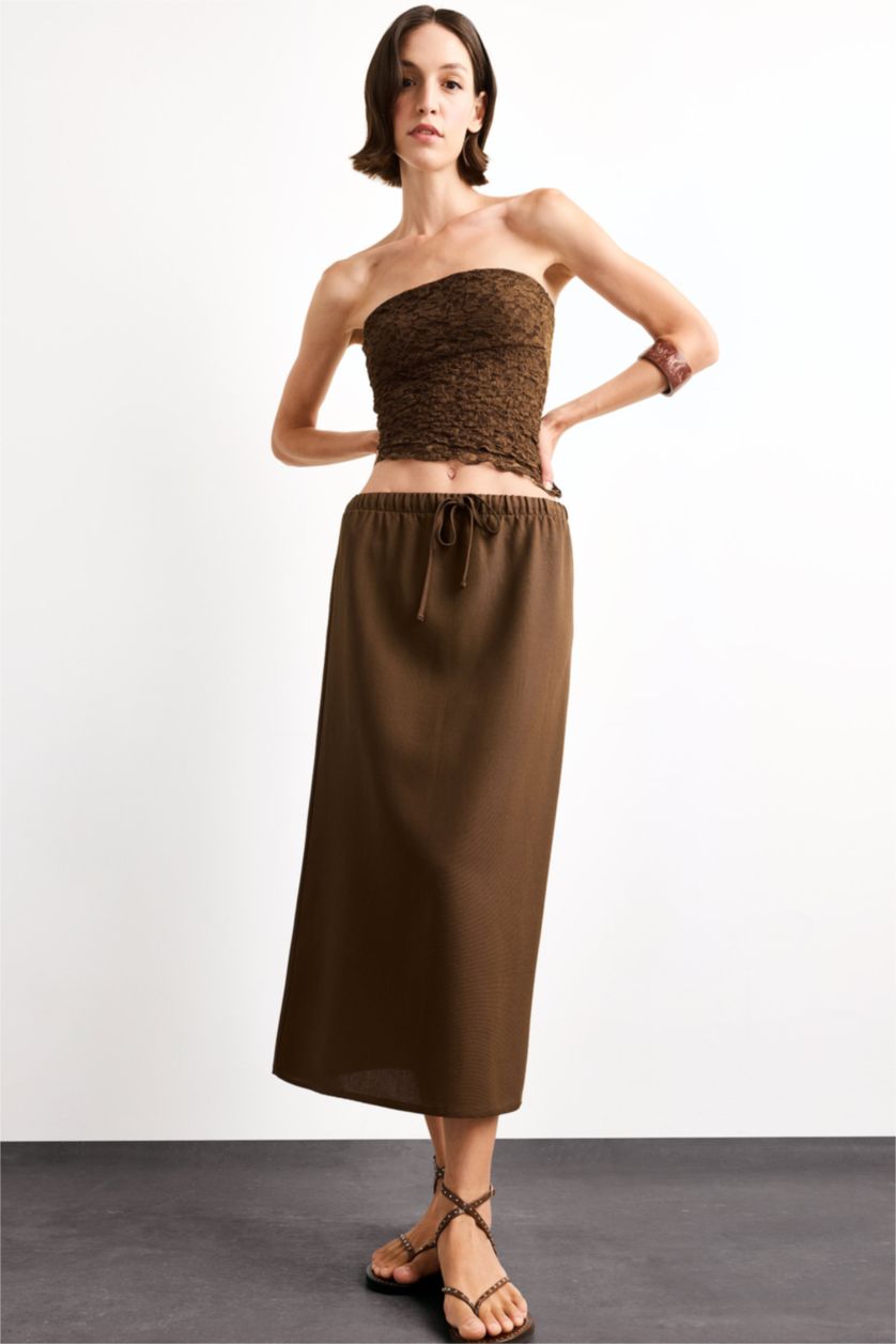 Woman Brown Relax Fit Woven Elastic Band Skirt