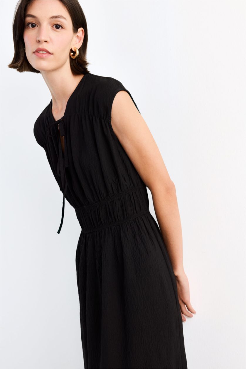 نساء أسود فستان ميدي كت برباط من الأمام