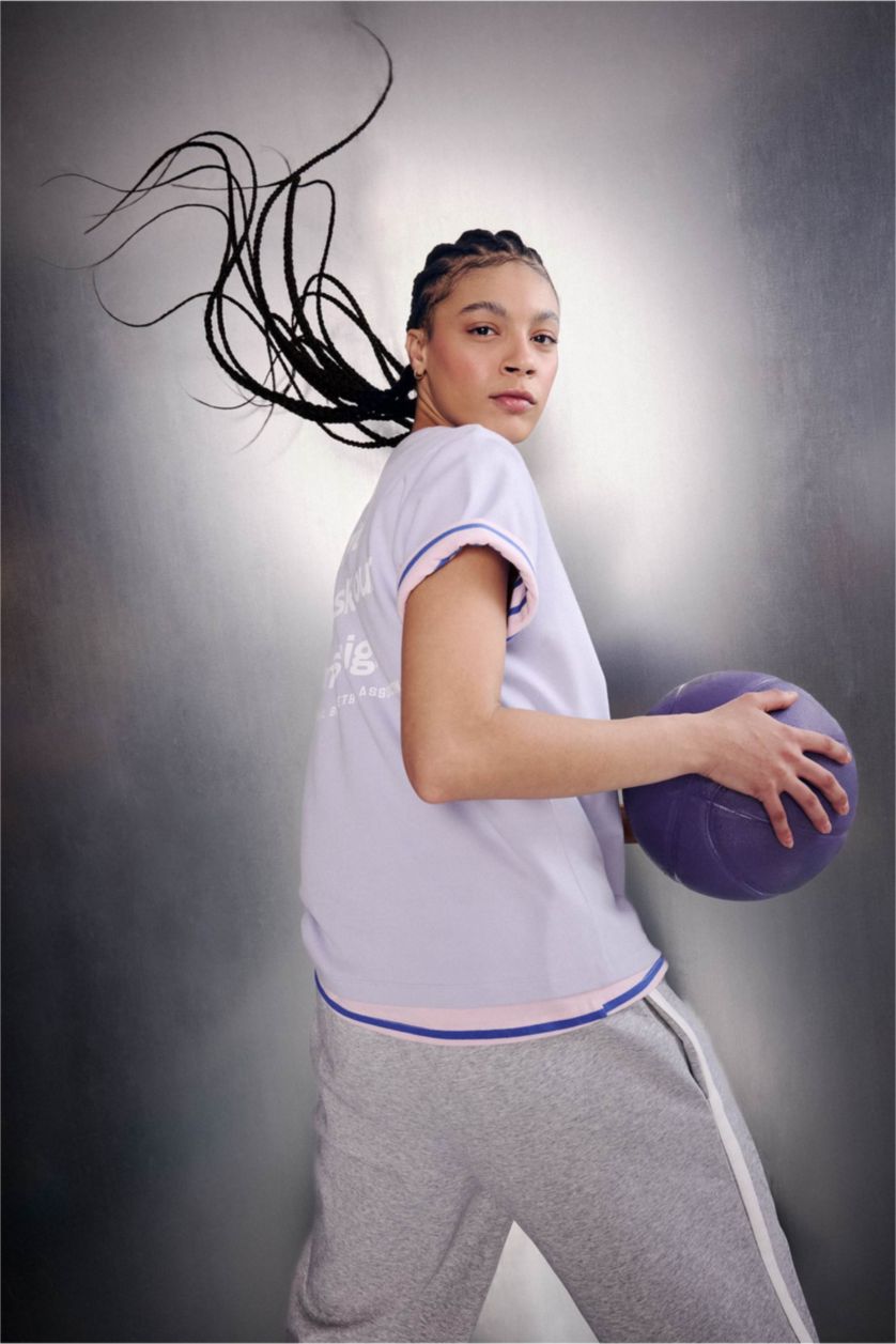 حريمي أرجواني فاتح Oversize NBA Wordmark Printed T-Shirt