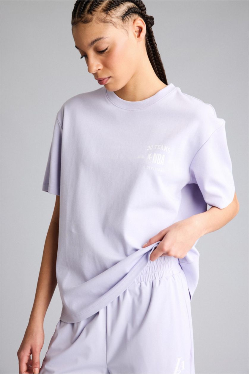Женщины Светло-сиреневый Футболка оверсайз NBA Wordmark с коротким рукавом
