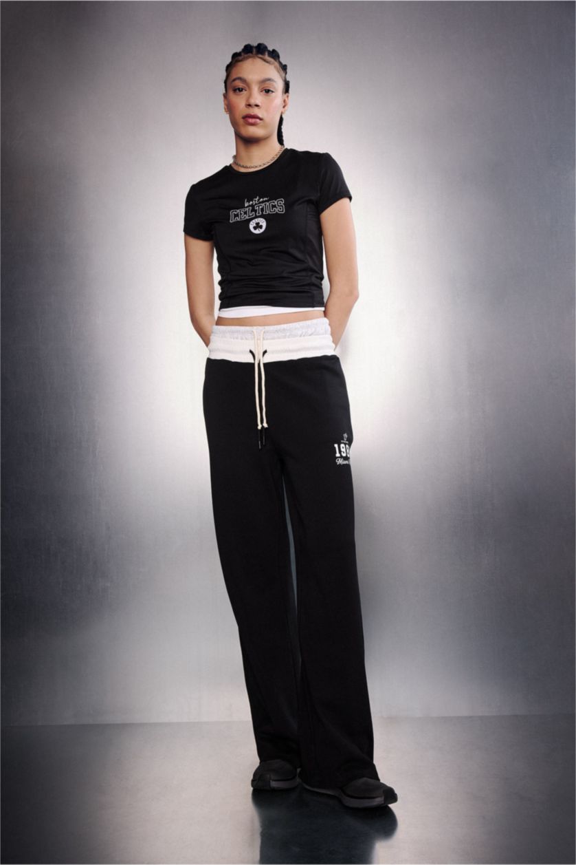 حريمي أنثرا Slim Fit NBA Boston Celtics Short Sleeves T-Shirt