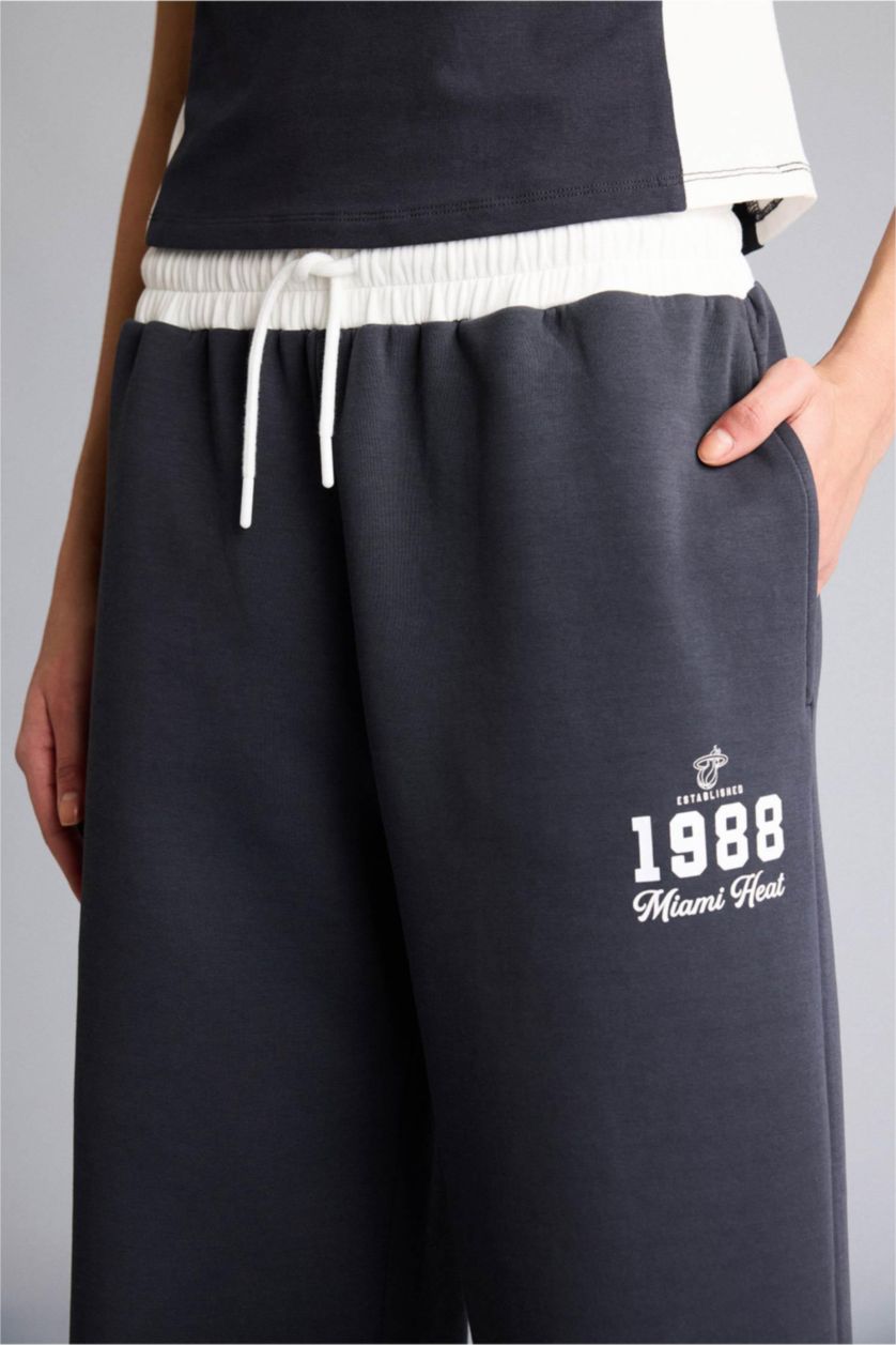 WOMAN Anthracite Straight Fit NBA Miami Heat with Pockets Trousers