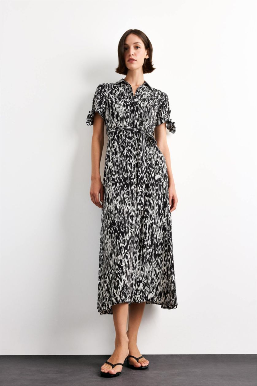 Kadın Siyah Desenli Kısa Kollu Midi Elbise