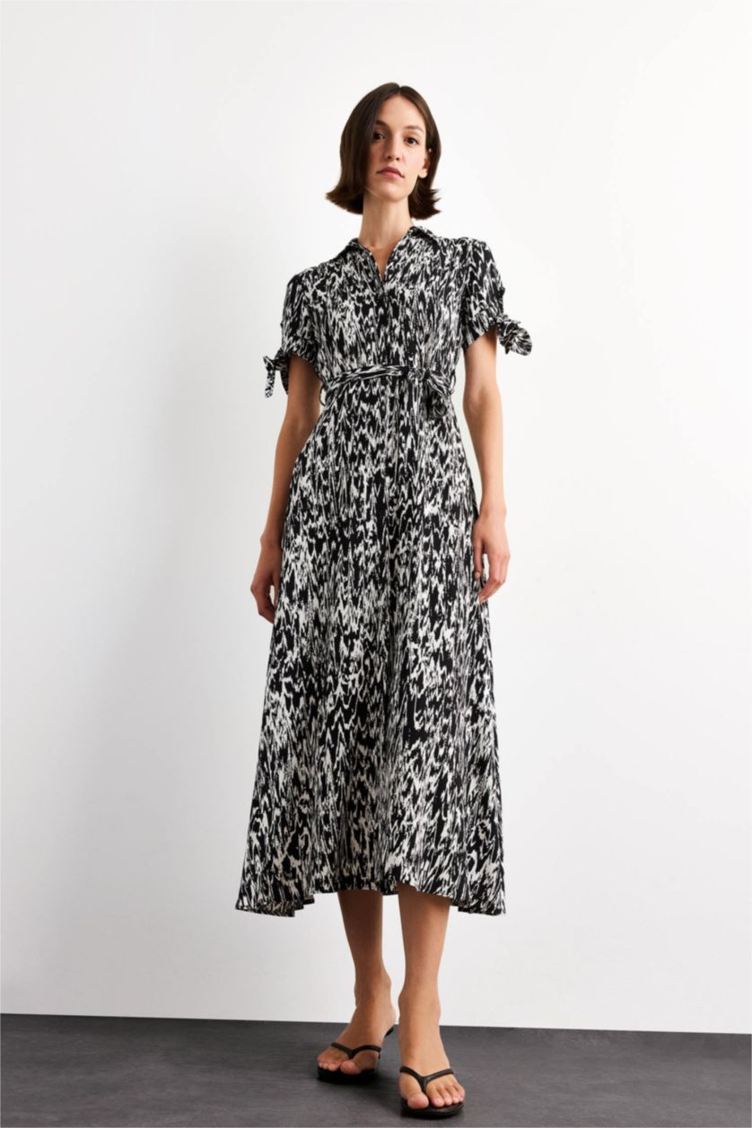 Kadın Siyah Desenli Kısa Kollu Midi Elbise