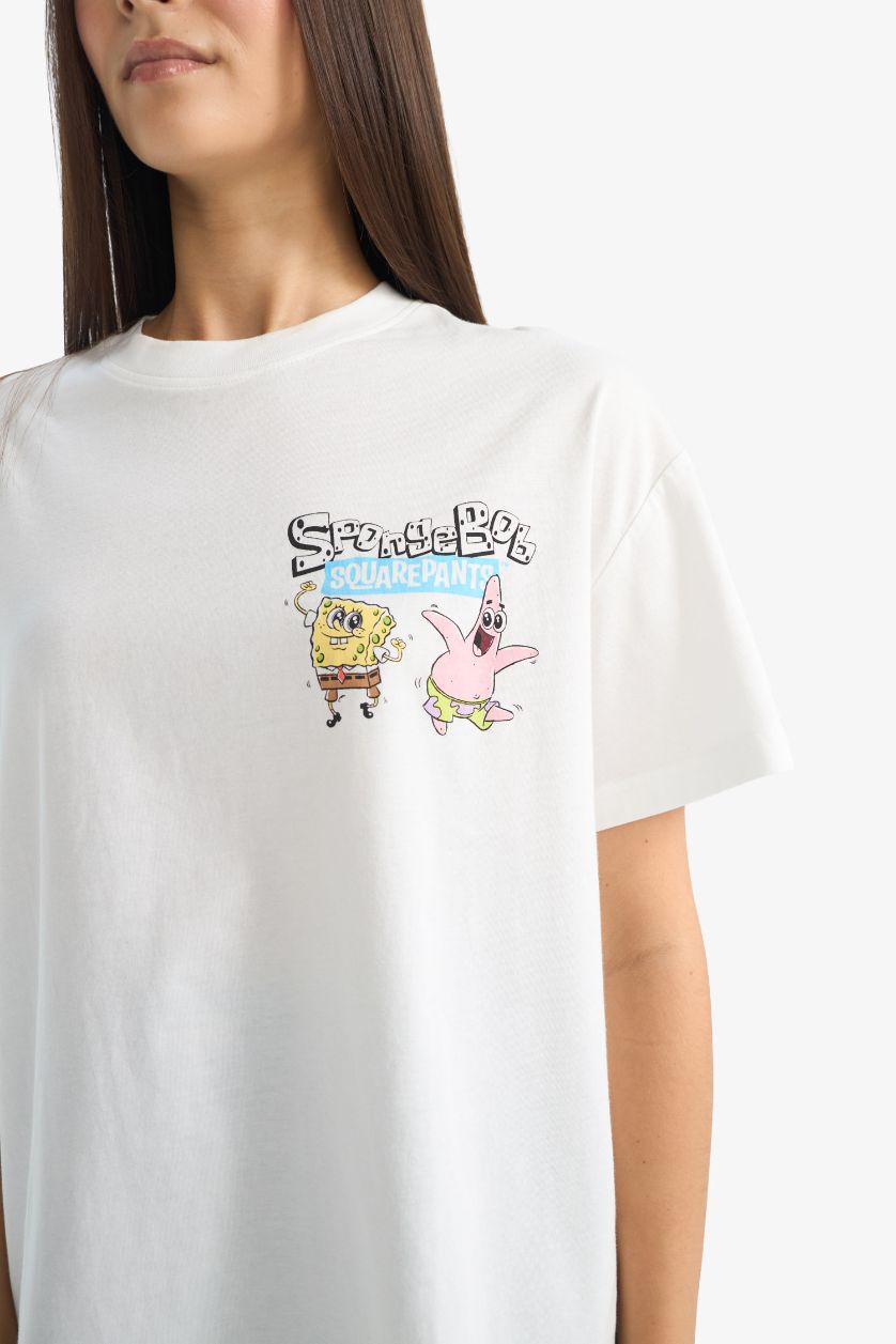 Woman White SpongeBob Oversize Fit Printed Short Sleeve T-Shirt