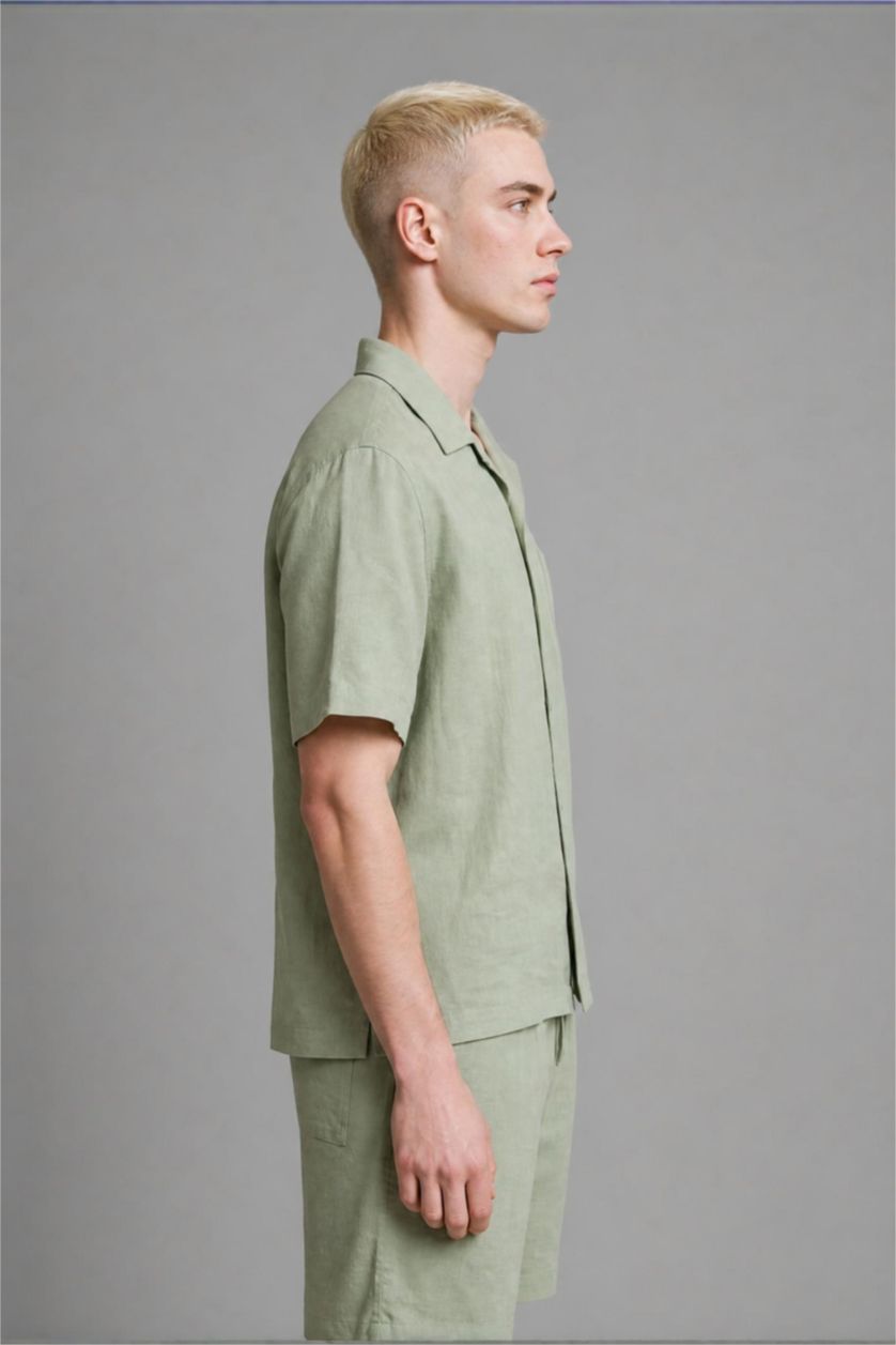 Men Mint Relax Fit Woven Short Sleeve Shirt