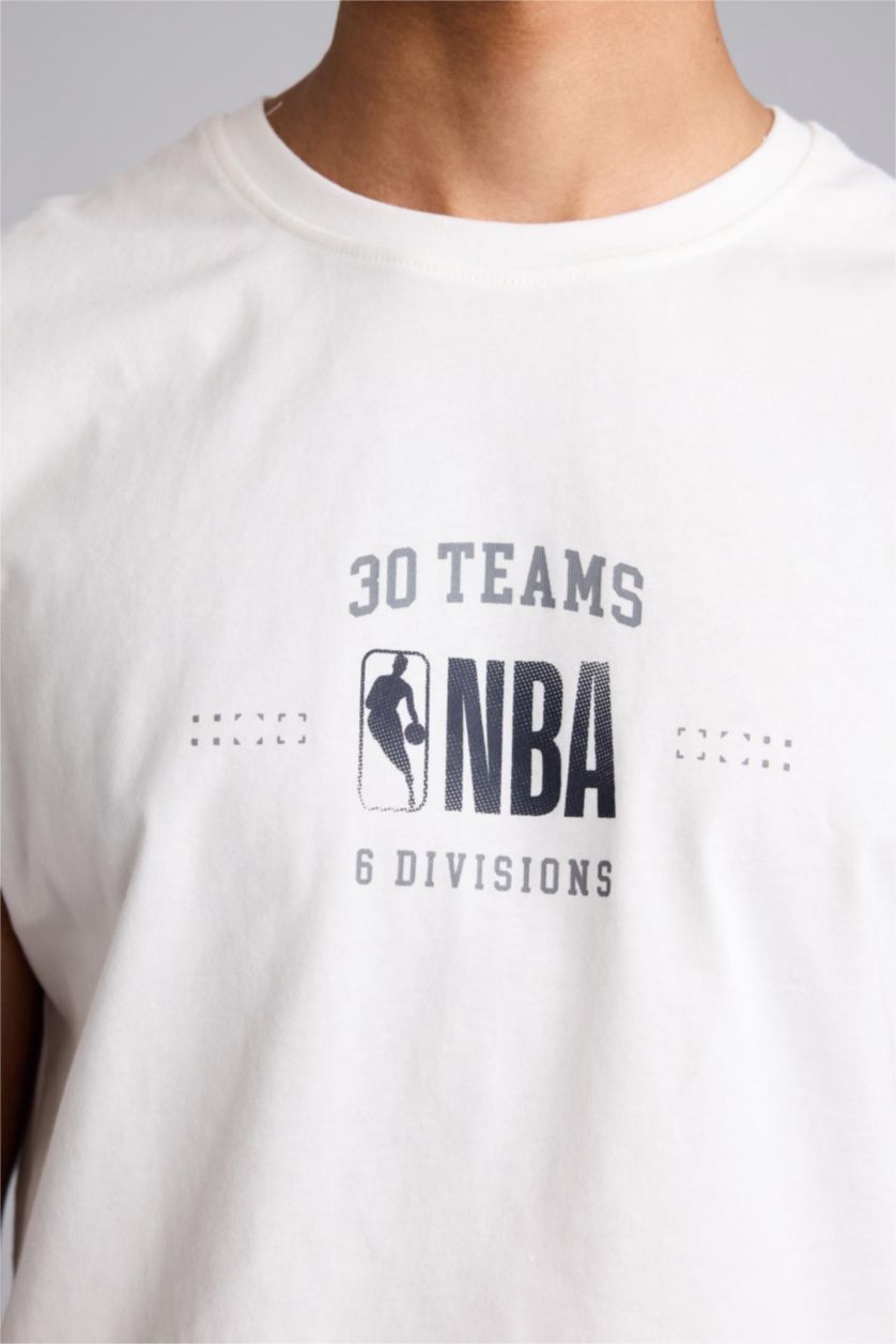 HOMME Écru Débardeur oversize NBA Wordmark imprimé à col rond