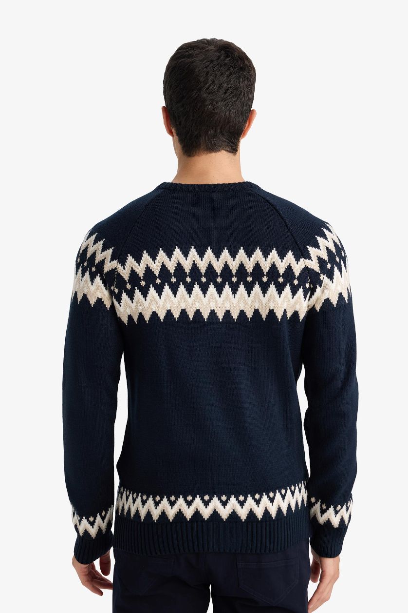 MAN NAVY Standard Fit Crew Neck Knitwear Pullover
