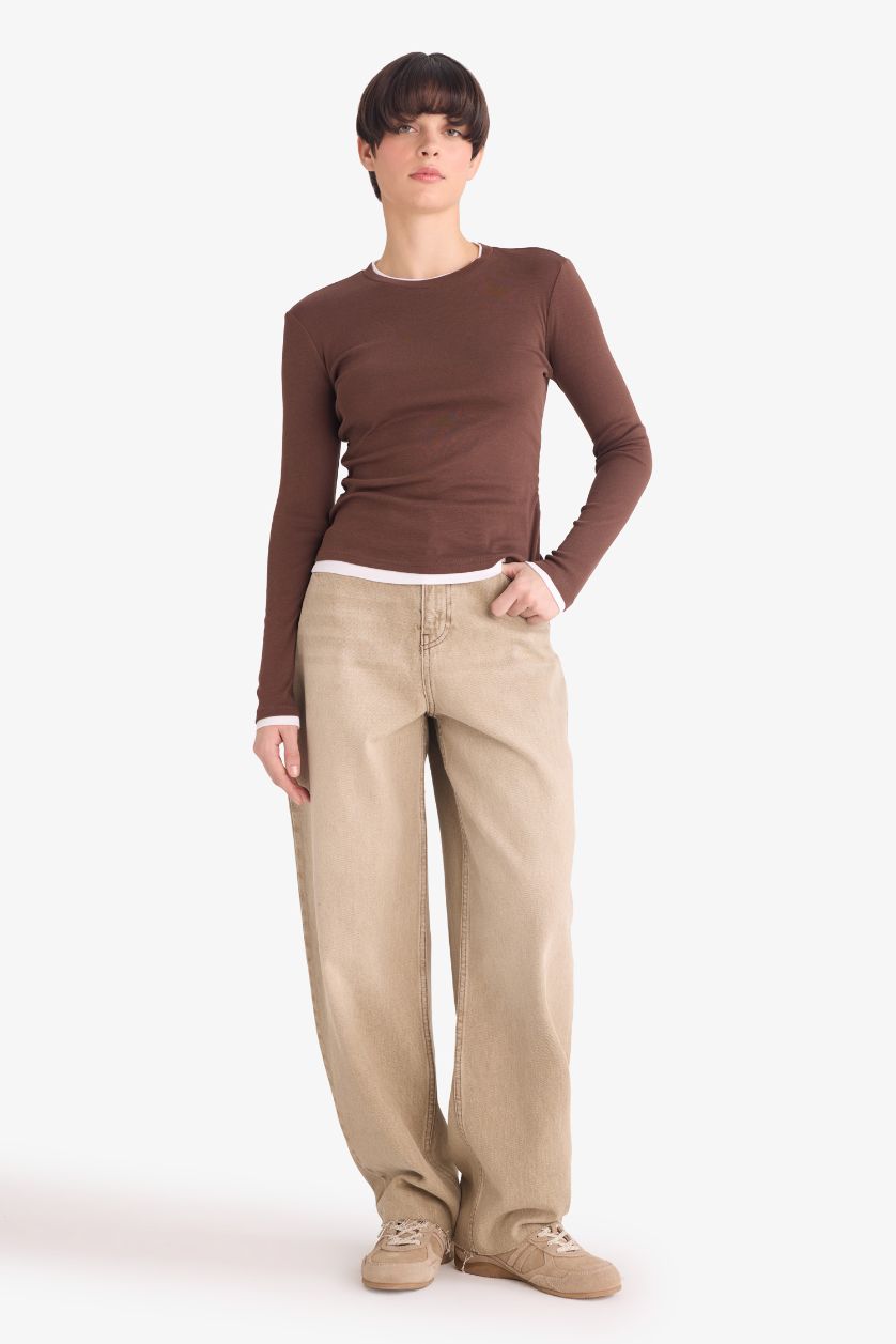 Woman Brown Slim Fit Crew Neck Ribbed Long Sleeve T-Shirt