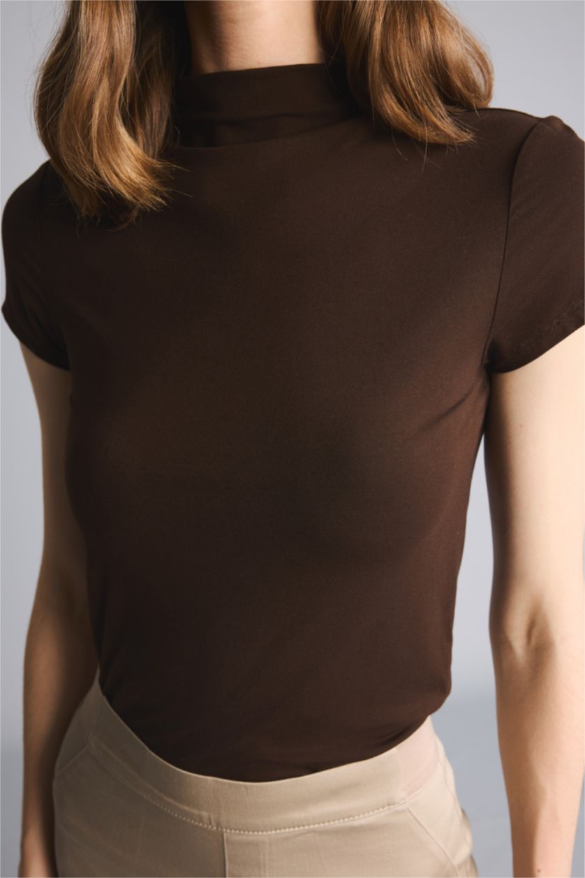 Женщины Коричневый Футболка Slim Fit