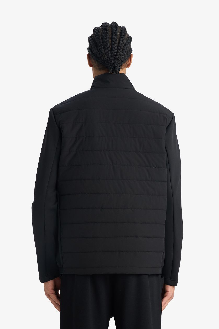 Man Black Slim Fit Waterproof Puffer Jacket