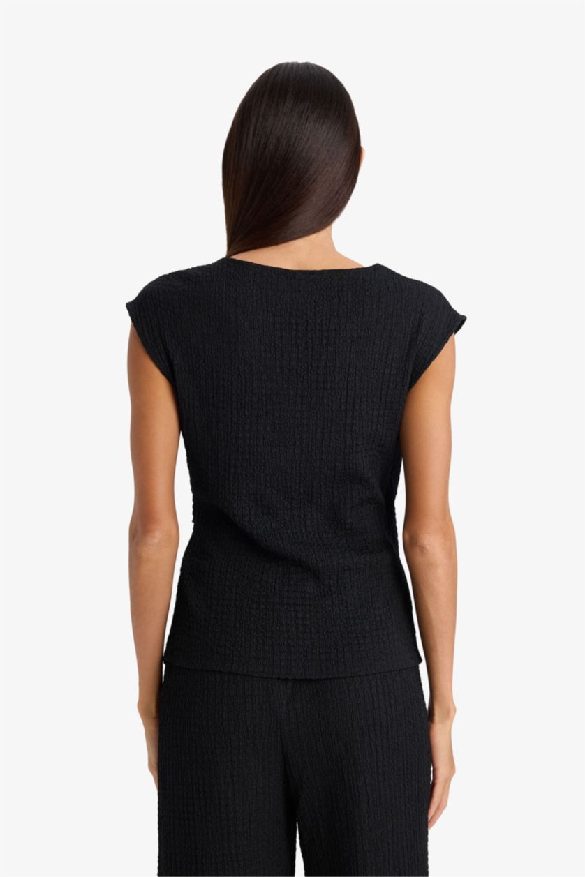 Женщины Черный Футболка Slim Fit из ткани букле с запахом и коротким рукавом