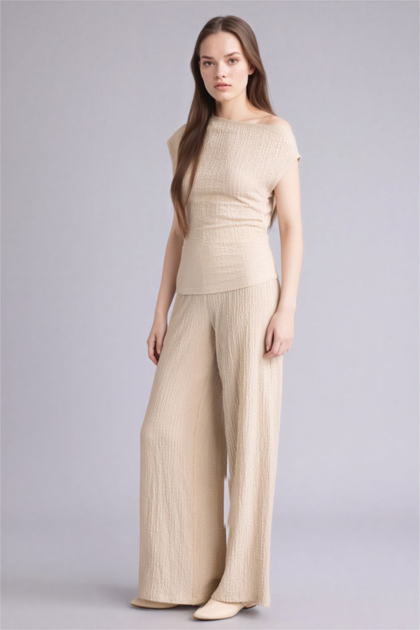 Женщины Бежевый Брюки Wide Leg из ткани букле