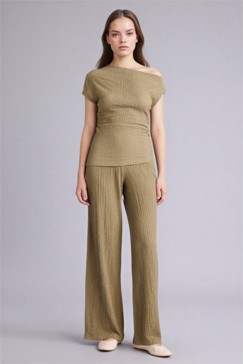 Женщины Хаки Брюки Wide Leg из ткани букле