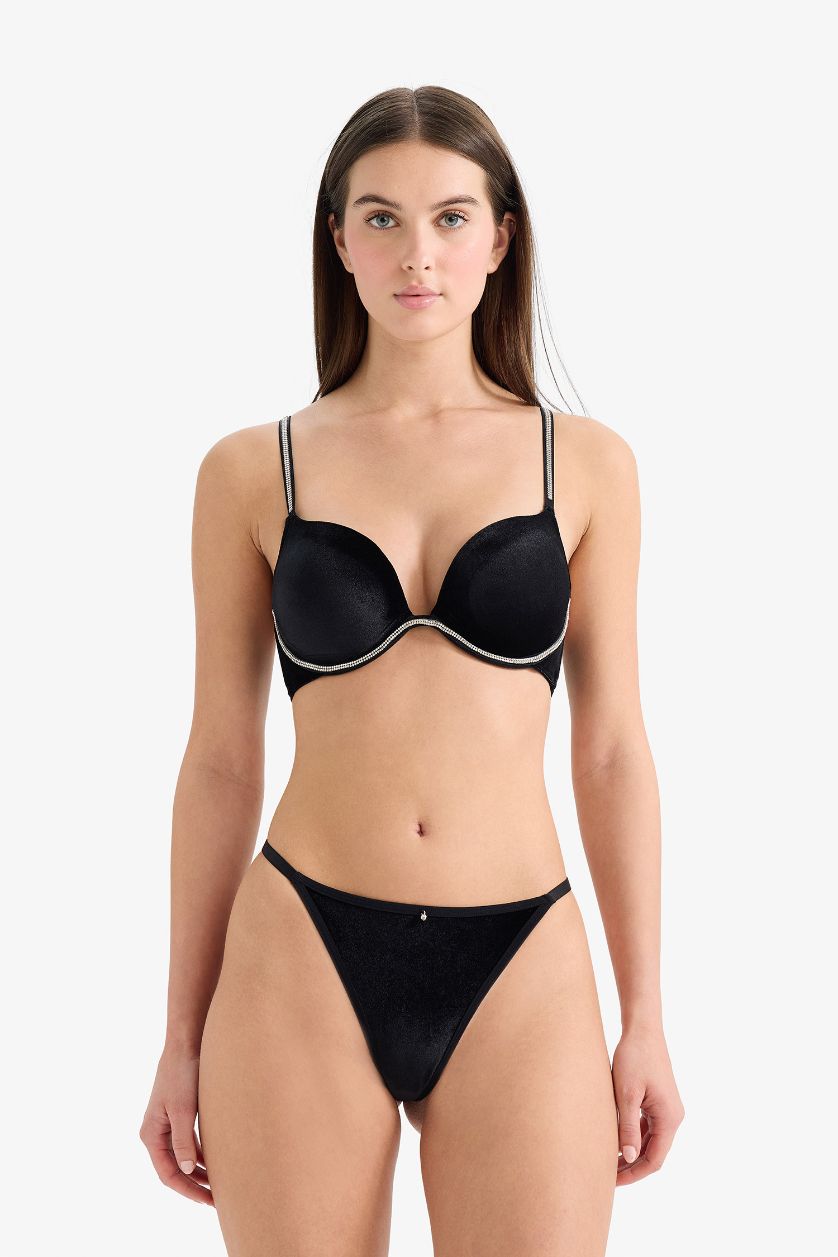 Woman Black Velvet Lined Full Push Up Underwired T-Shirt Bra