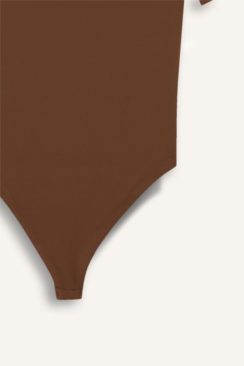 Әйелдерге Қоңыр Футболка с круглым вырезом и коротким рукавом