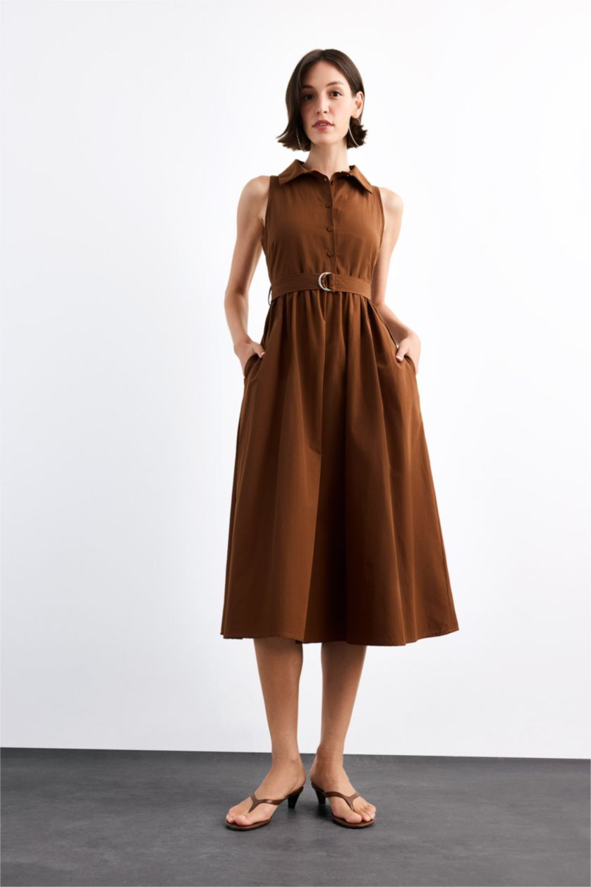 Woman Brown Short Sleeve Maxi Dress