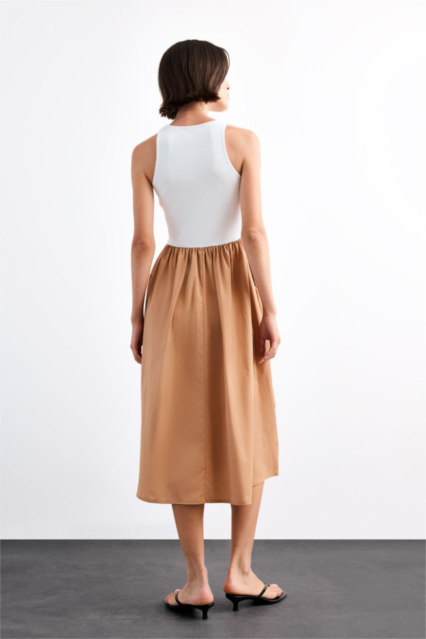 Woman White Sleeveless Maxi Dress