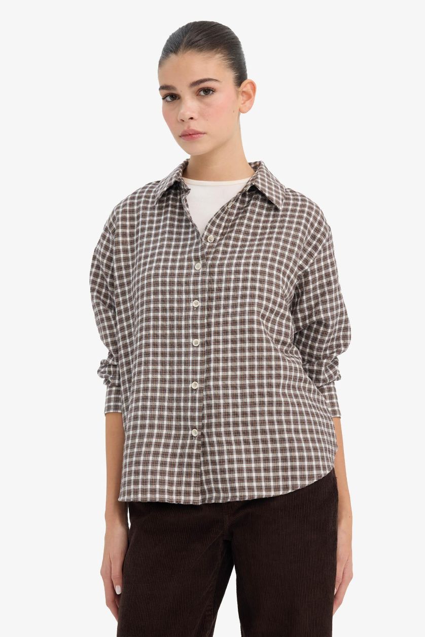 Kadın Kahve Afra x DeFacto Oversize Geniş Kalıp Pötikareli Poplin Uzun Kollu Gömlek