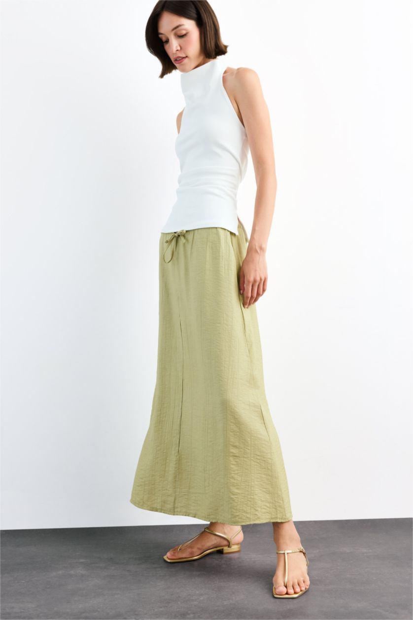 Kadın Deniz Mavisi Relax Fit Beli Lastikli Krinkıl Kumaş Midi Etek